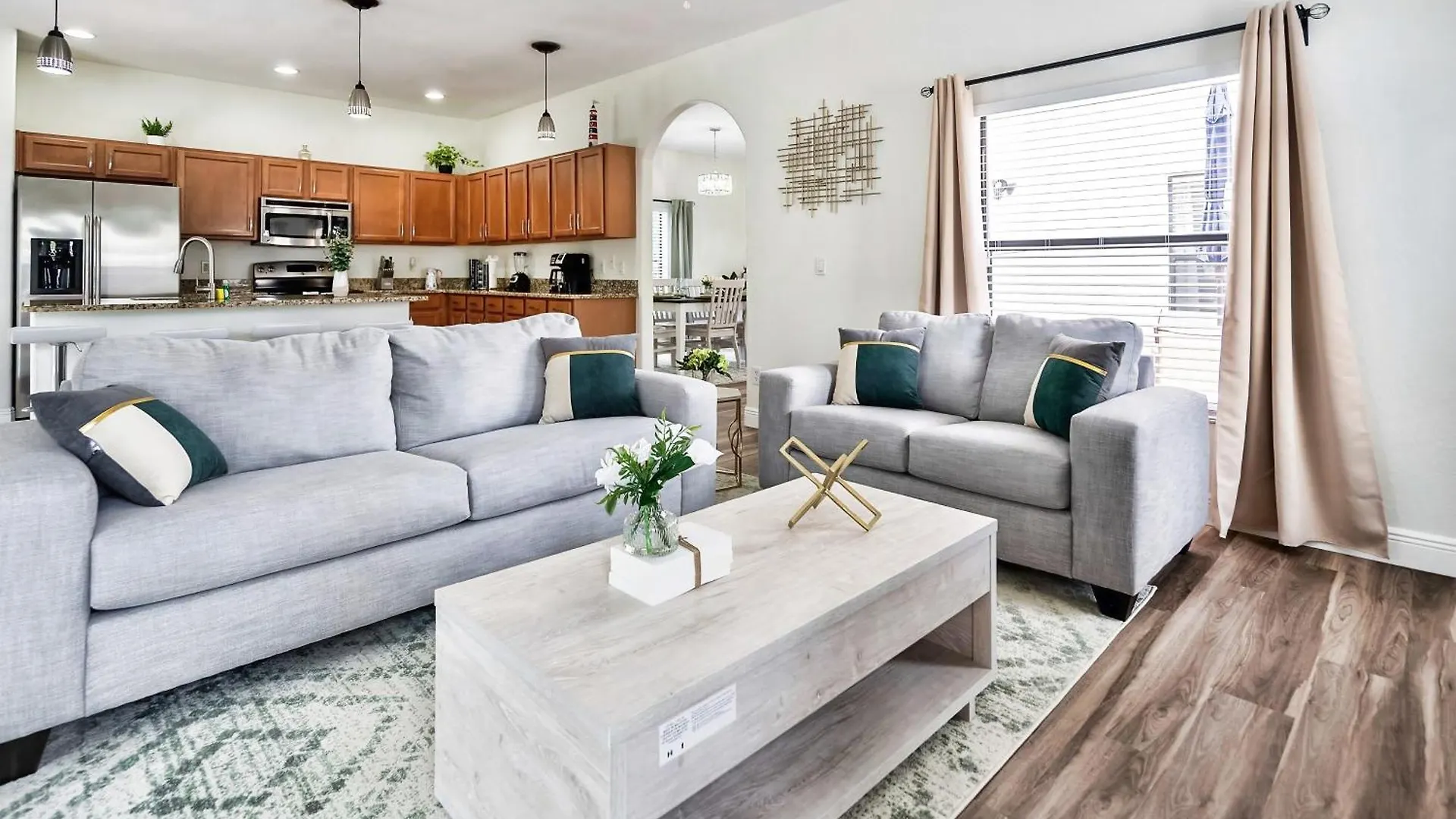 Luxury High Grove 4bds With Pool Near *