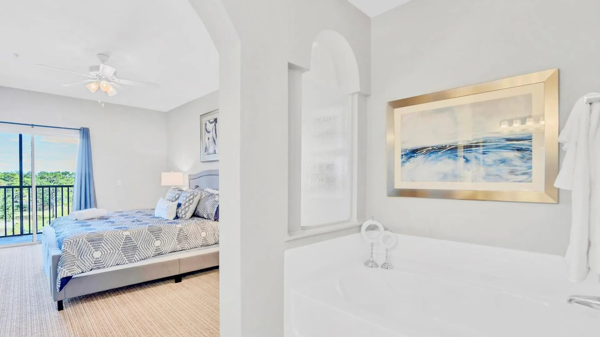 Holiday home Upscale 3br Near - Pool And Hot Tub! *
