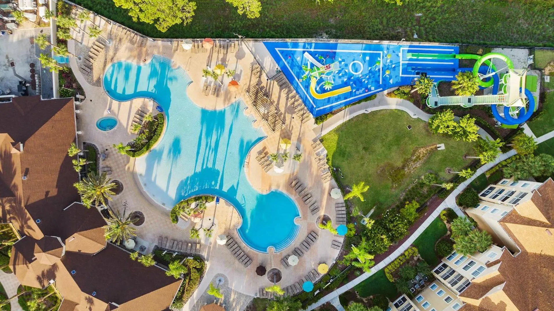 Unique Townhome Water Park Private Pool Holiday home