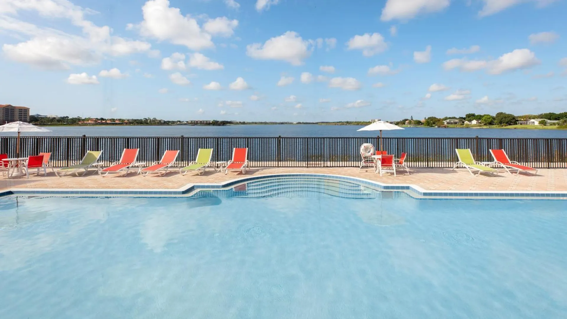 אתר נופש Westgate Lakes And 4*