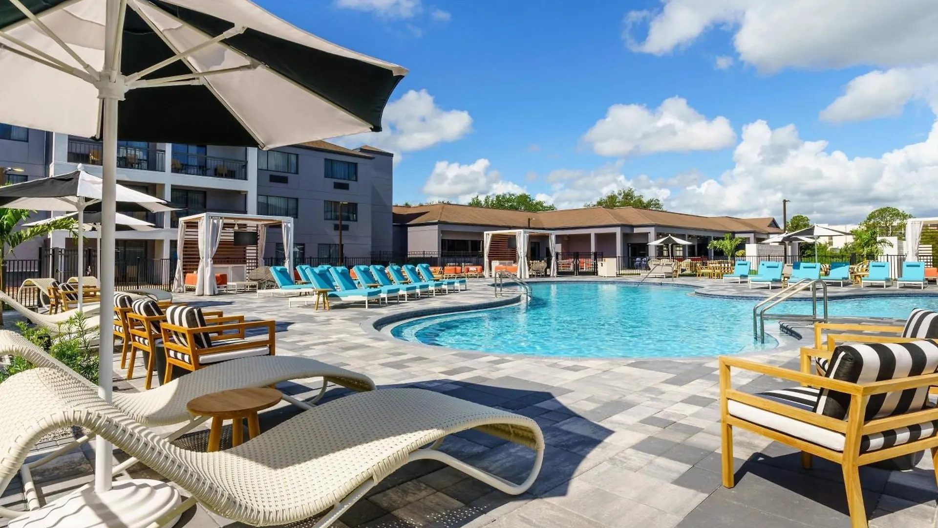 Courtyard By Marriott Orlando Buena Vista At Vista Centre Hotel