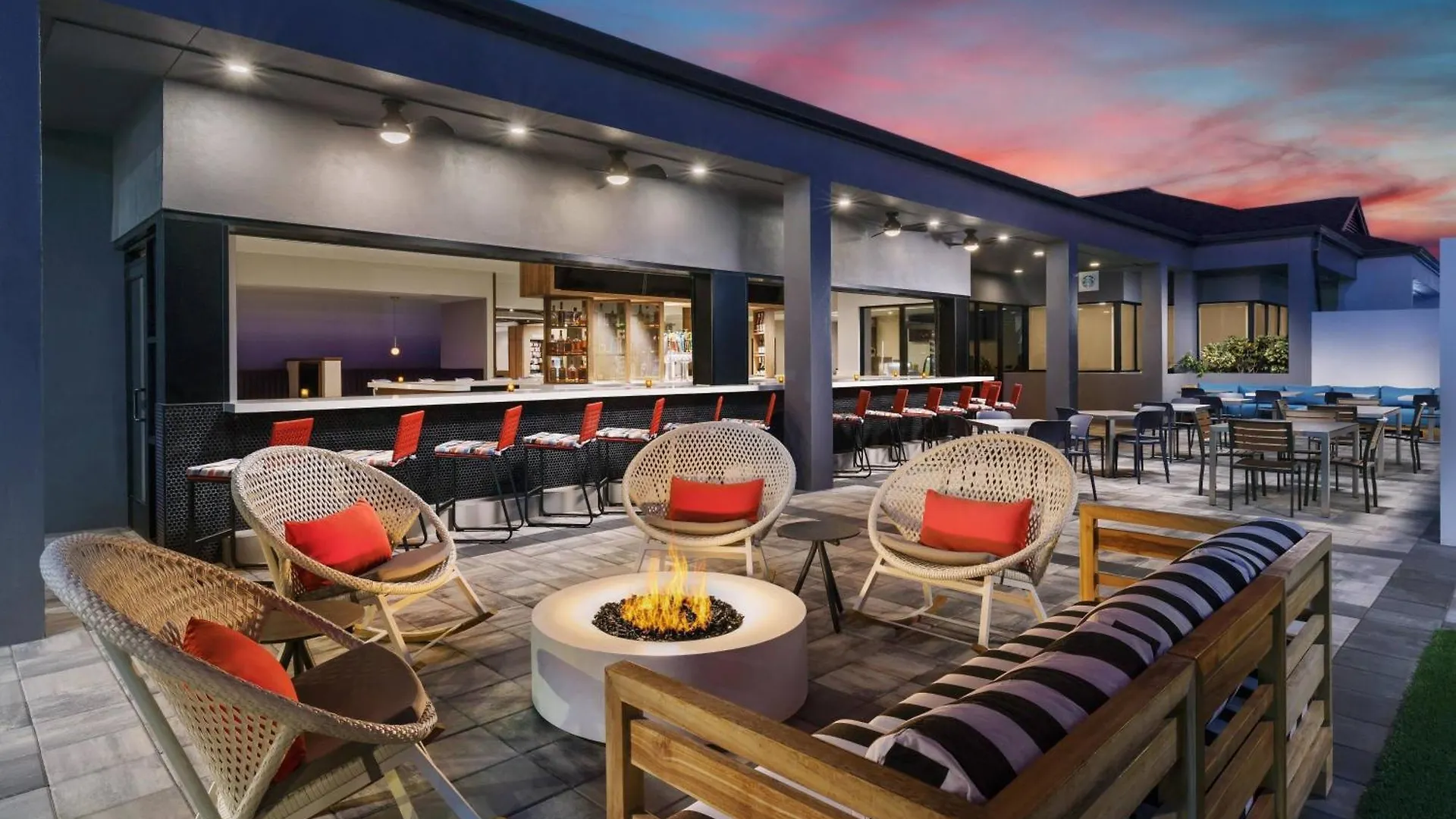 Courtyard By Marriott Orlando Buena Vista At Vista Centre Hotel 3*