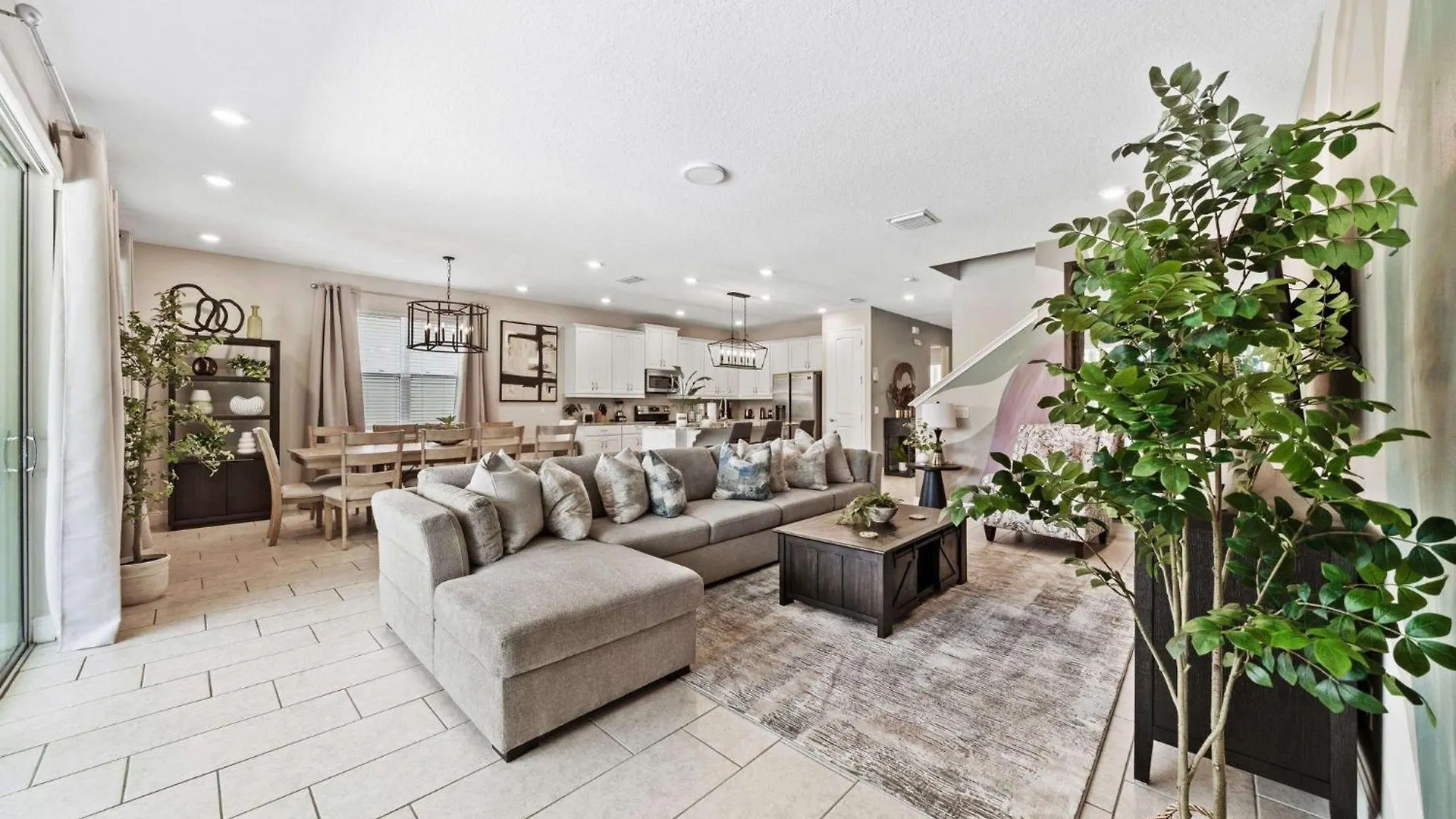 Astonishing 7 Bdrm W Theater At Encore *