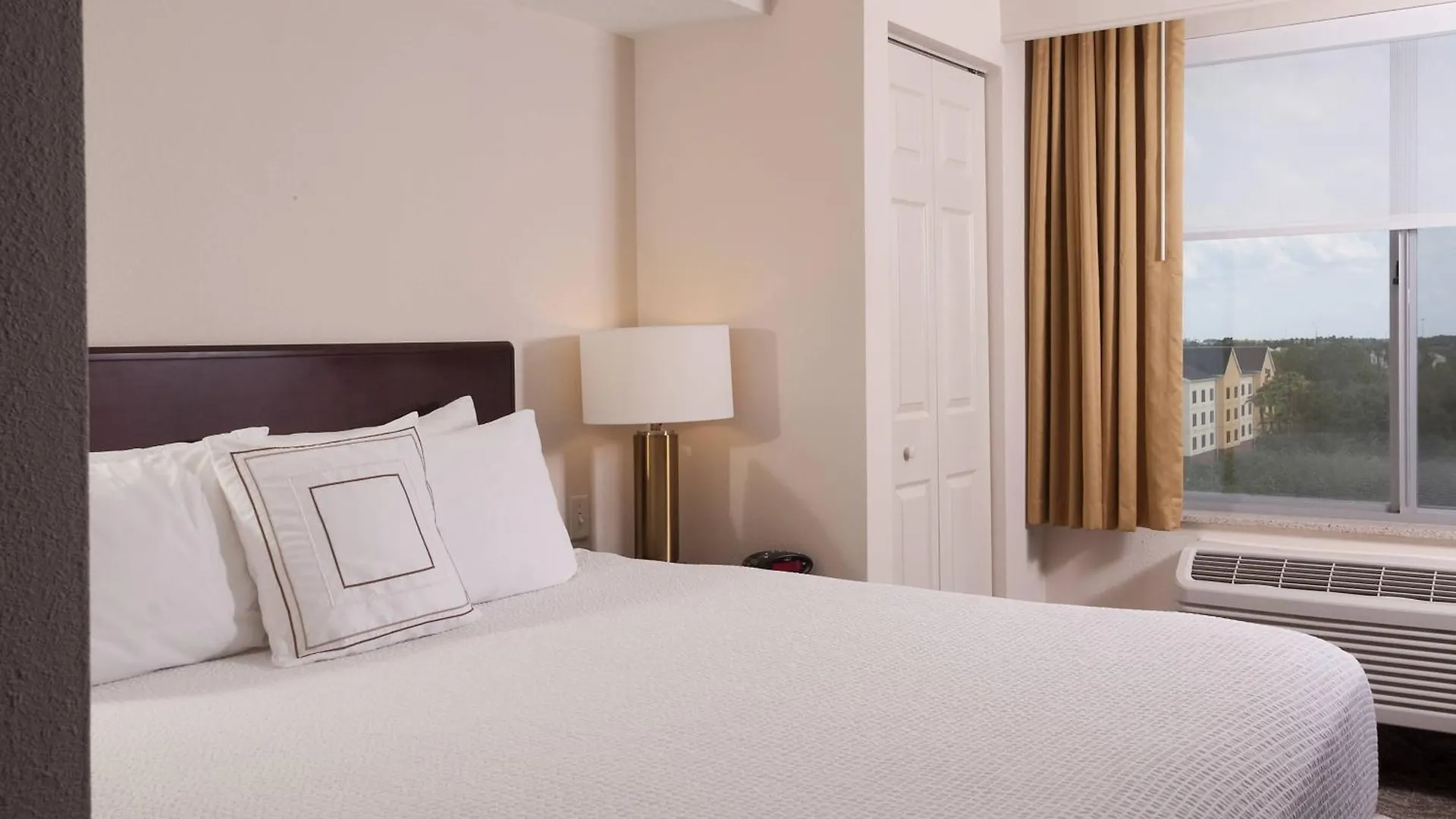 Hotel Springhill Airport Orlando