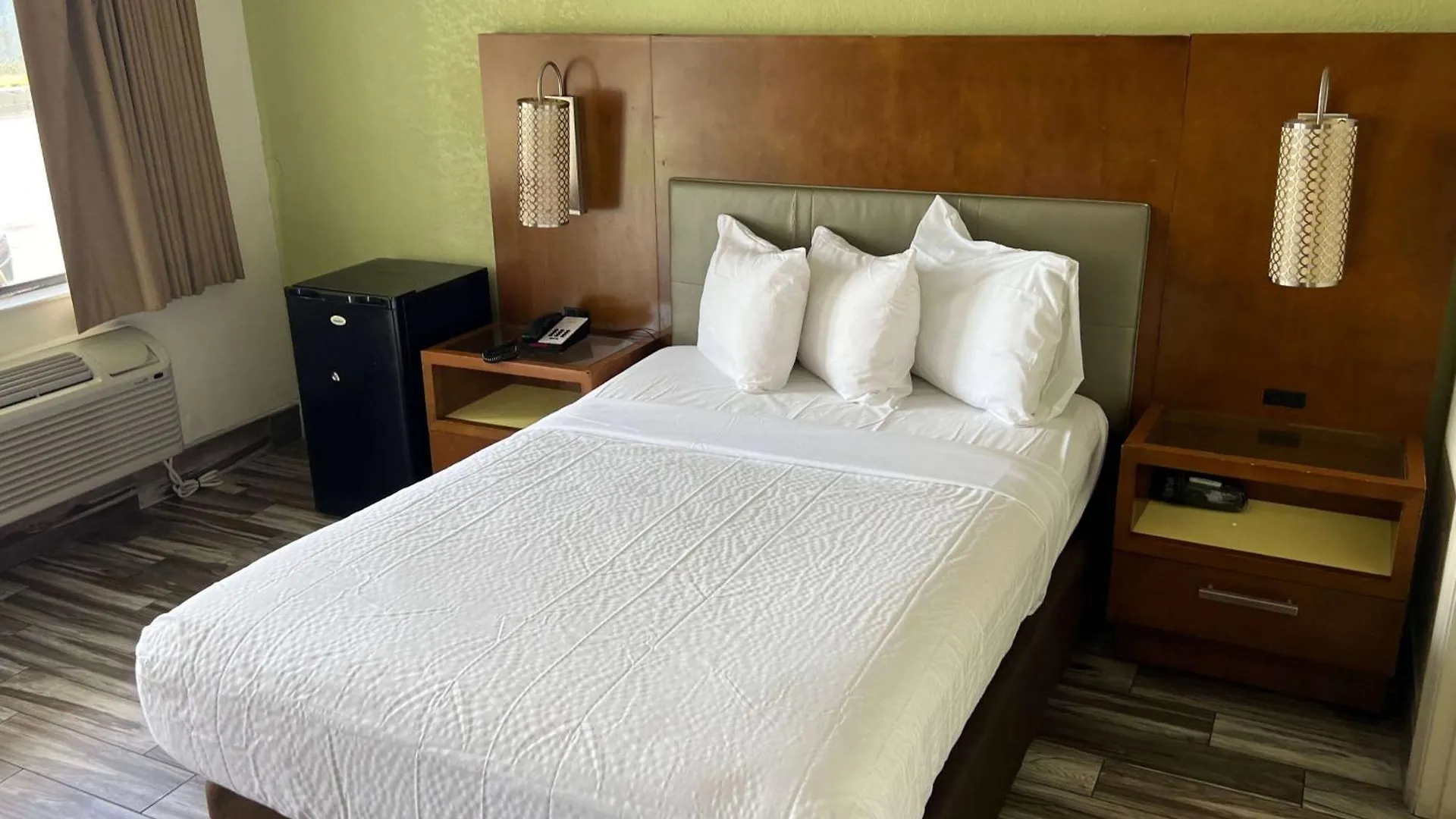 Ξενοδοχείο Baymont By Wyndham Downtown 2*
