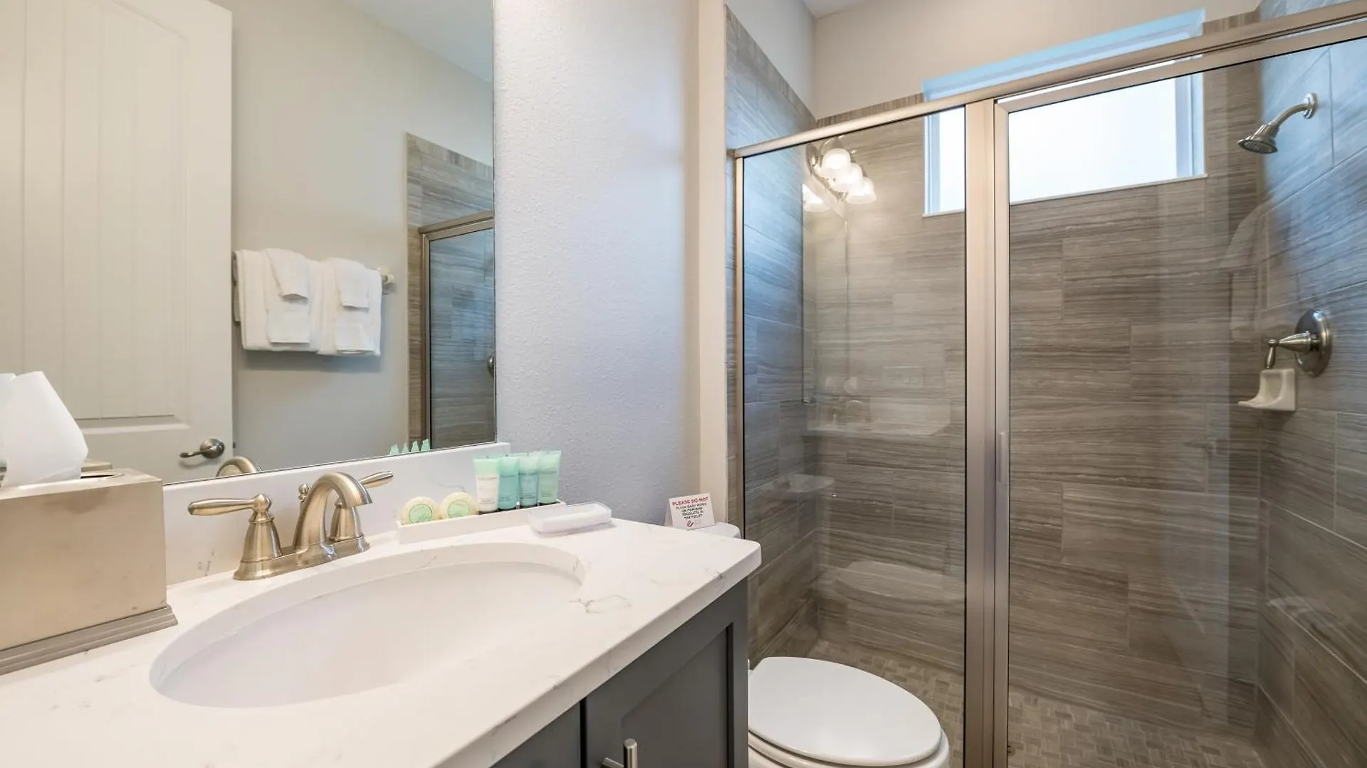 Holiday home Beautiful Near By Rentyl With Private Pool, Air Hockey Table & Amenities - 241b *