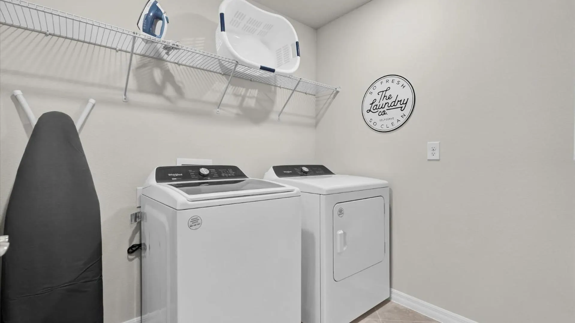 Modern 5br 4baths Townhouse * Orlando
