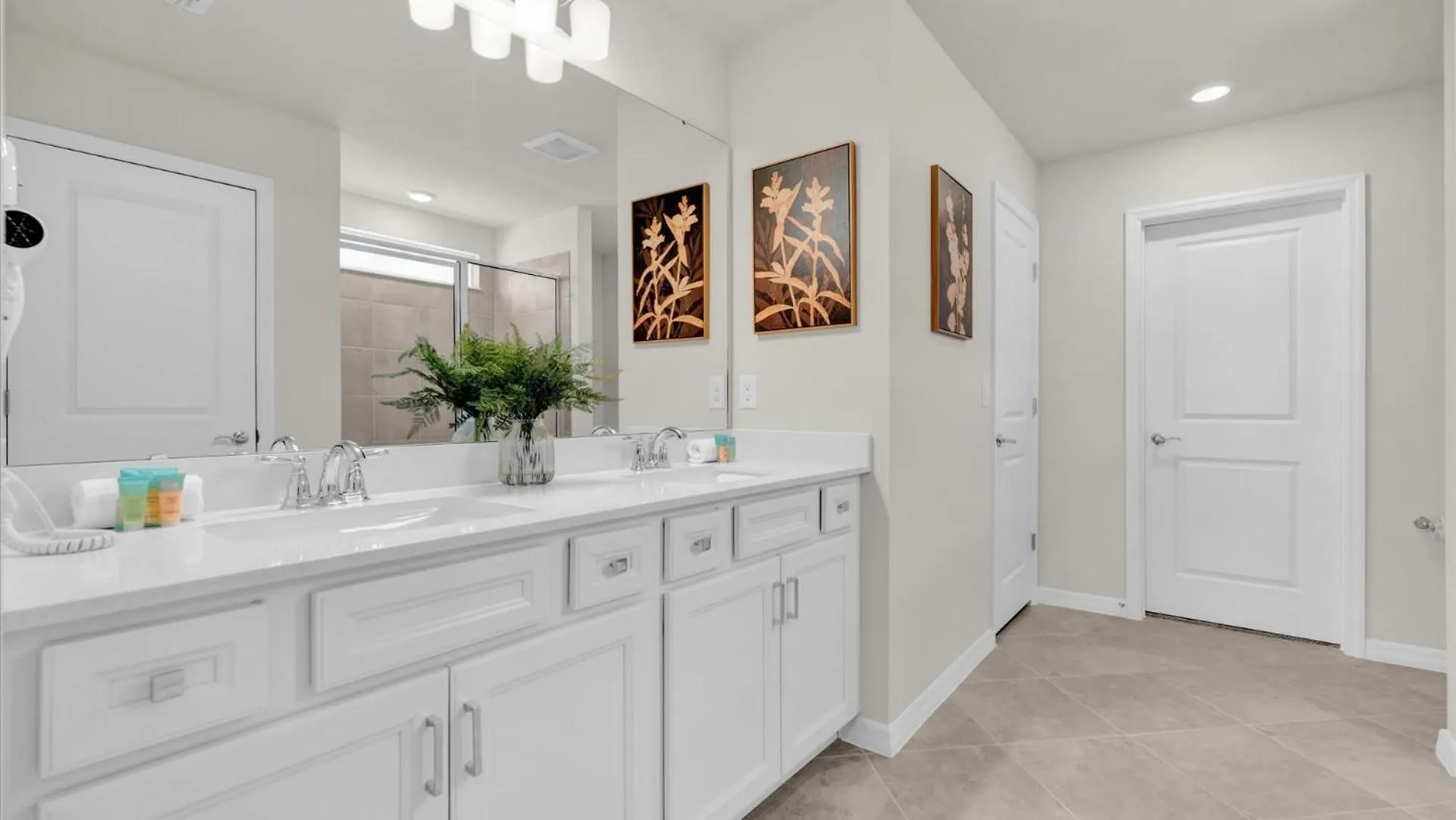 Modern 5br 4baths Townhouse Feriehus