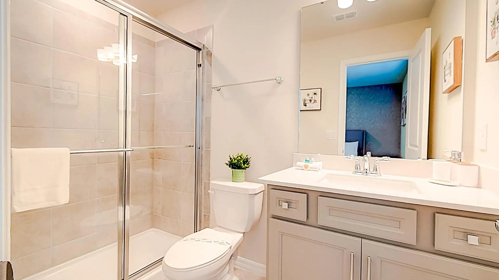 15976 Spacious & Charming Family Getaway Feriehus *