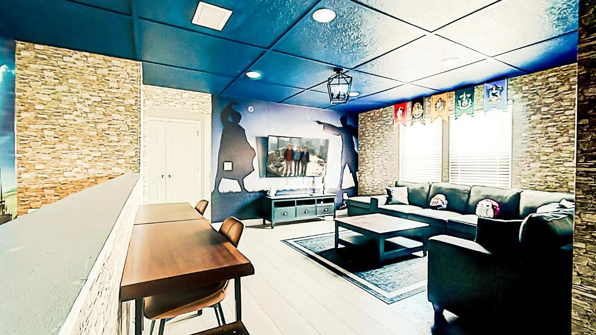 Feriehus 15976 Spacious & Charming Family Getaway *