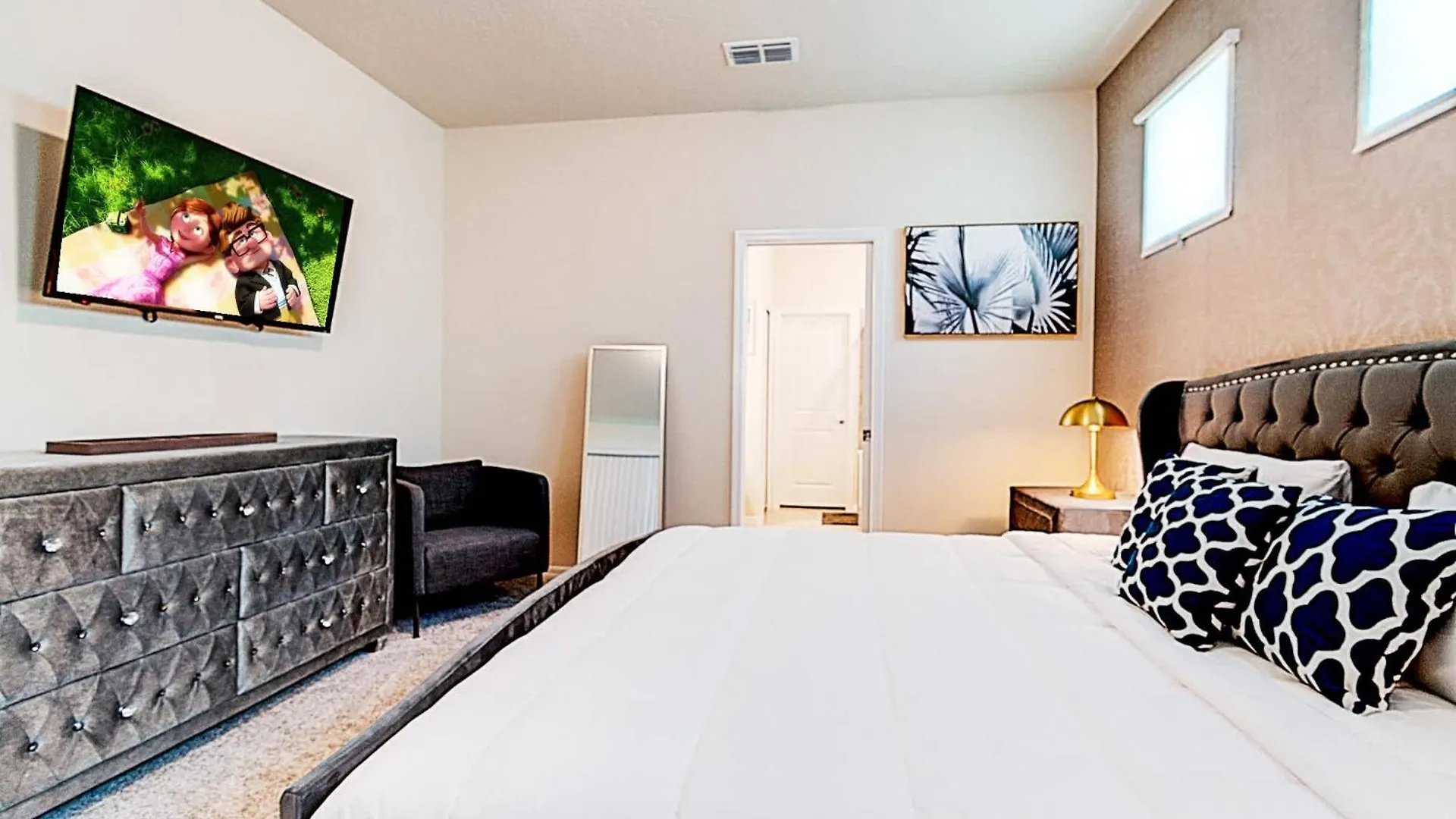 15976 Spacious & Charming Family Getaway Feriehus *