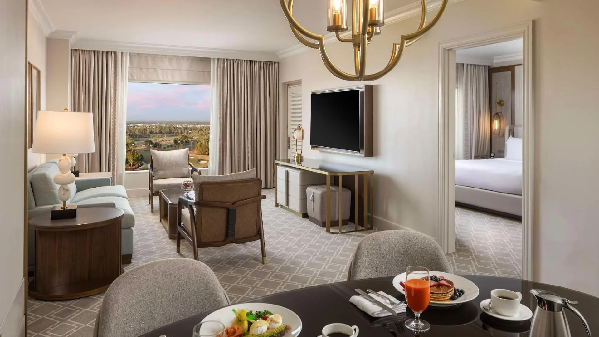 Waldorf Astoria Orlando - An Official Walt World