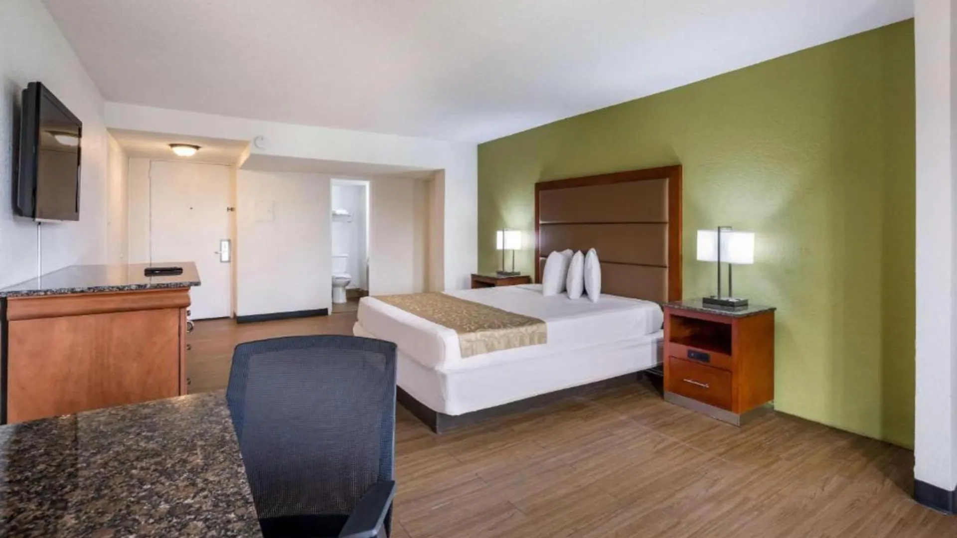 Oyo Airport Hotel 2*