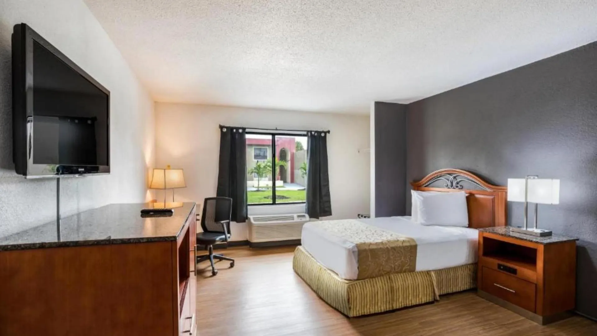 Oyo Airport Hotel