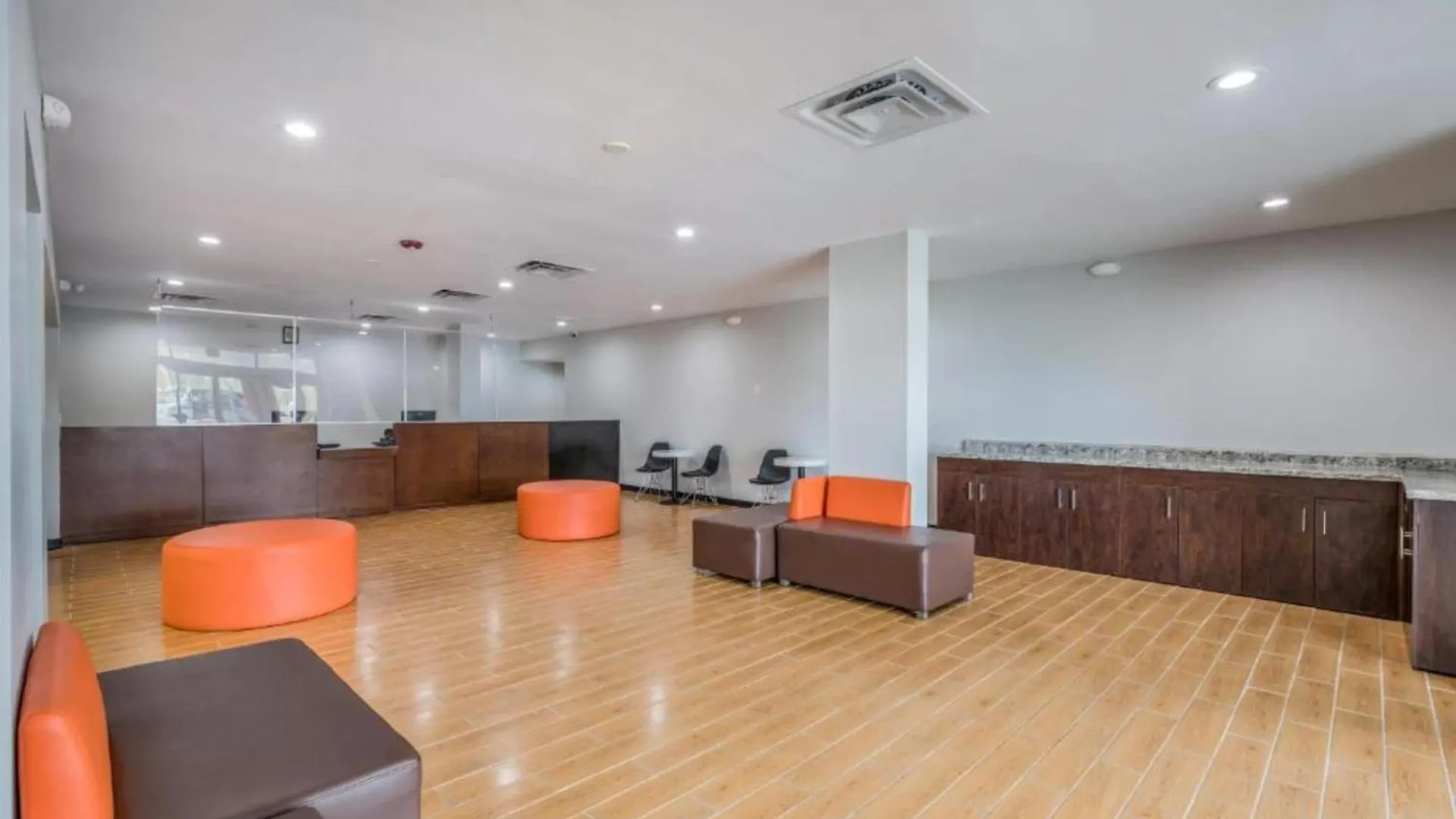 Oyo Airport Hotel 2*