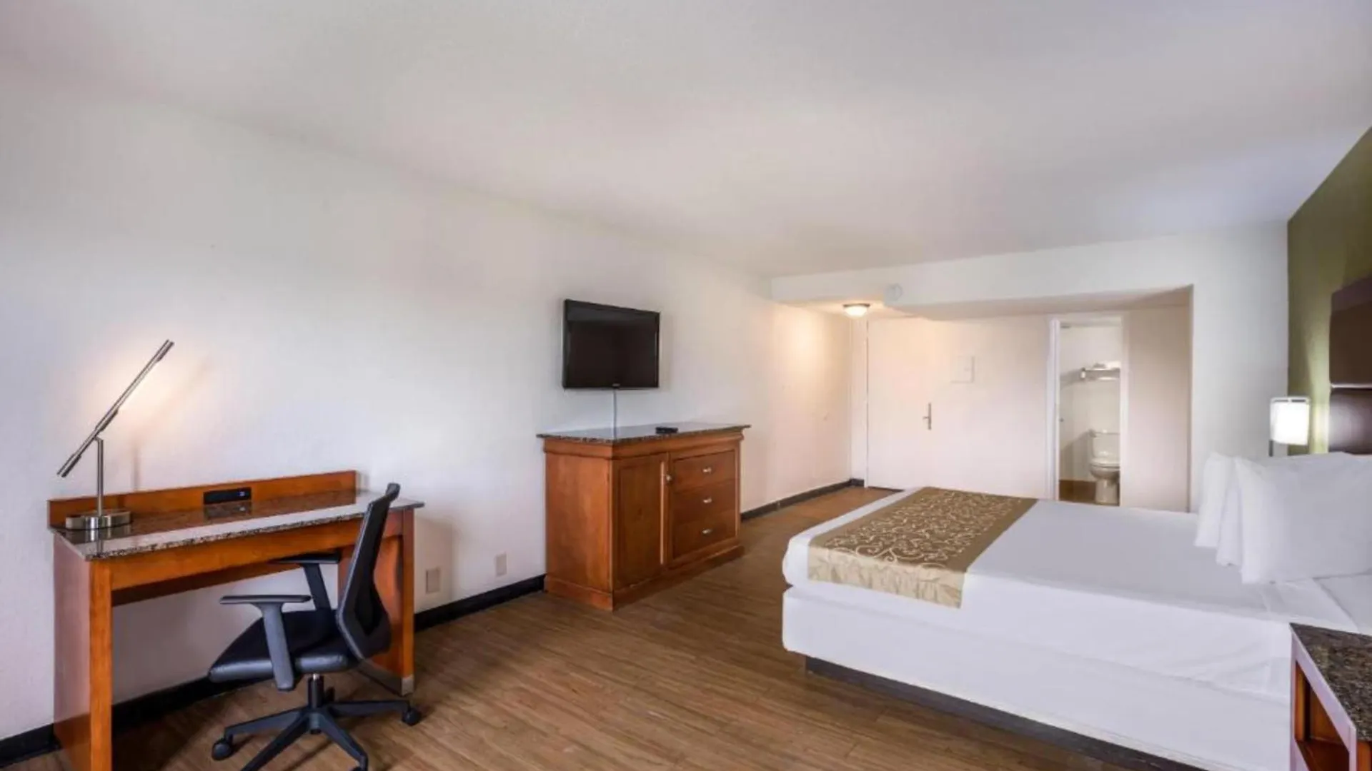 Oyo Airport Hotel Orlando