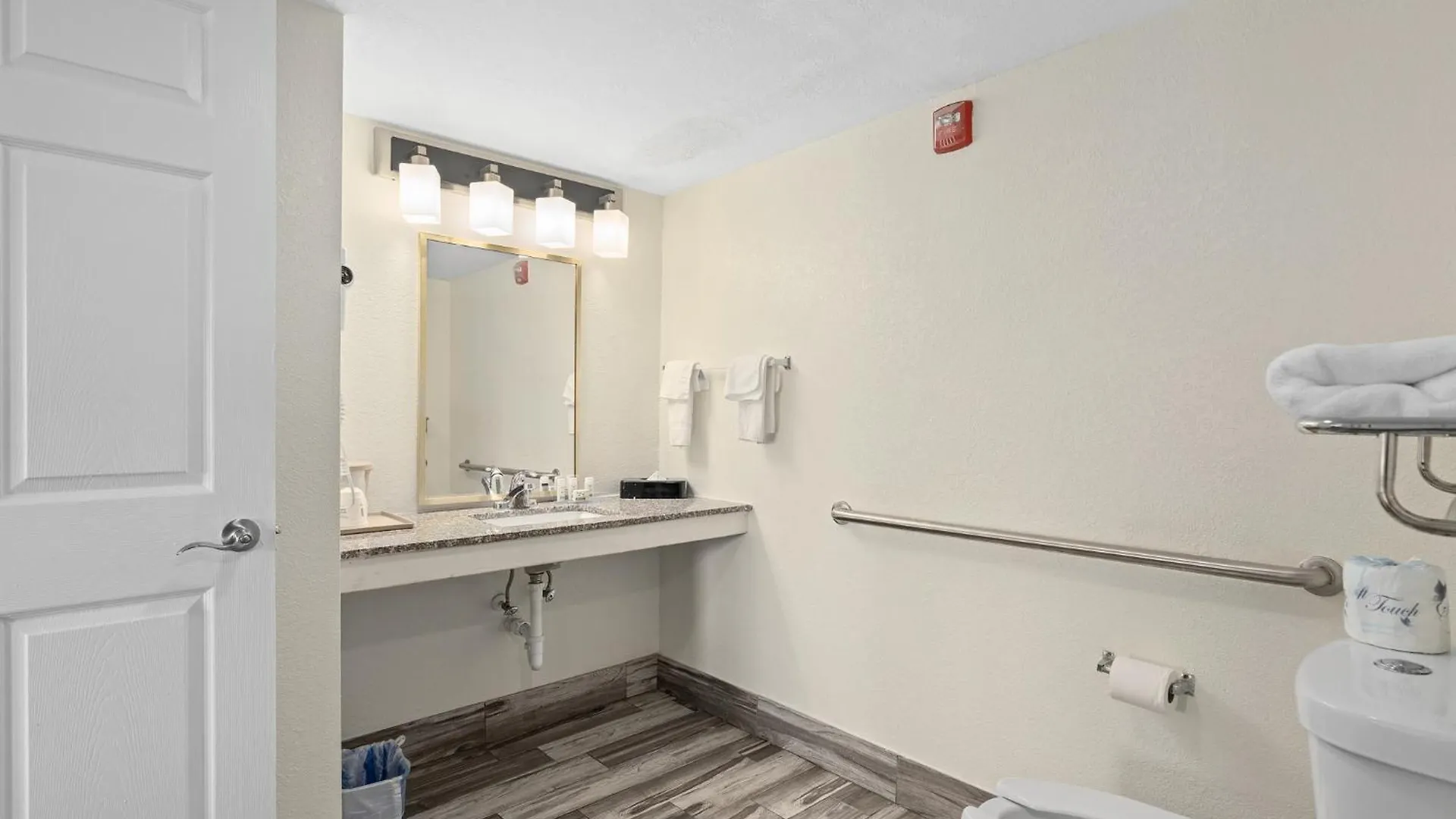 Baymont By Wyndham Downtown 2*