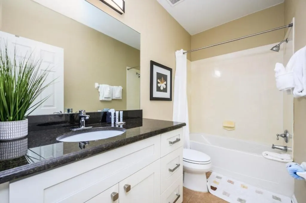 New Modern Townhome, Near The Parks - 4030 Semesterbostad *