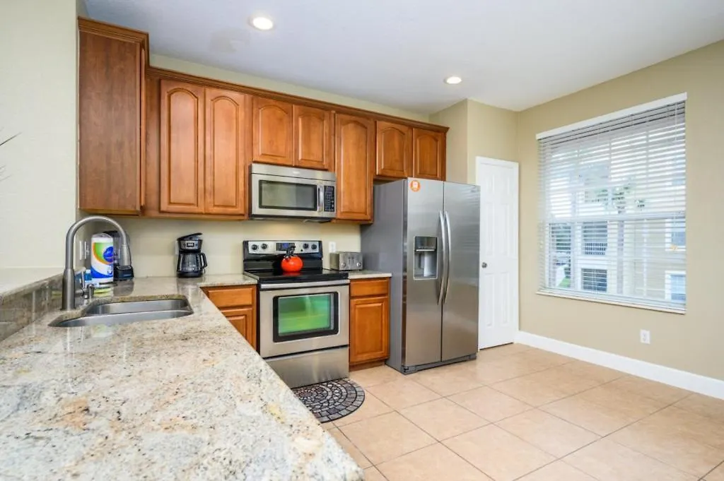 New Modern Townhome, Near The Parks - 4030 Semesterbostad Orlando