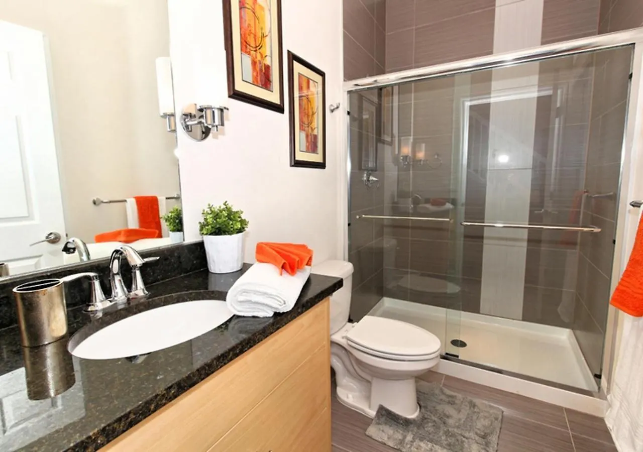 Holiday home 17413 Luxury Pool Serenity Haven, 3br, Balcony