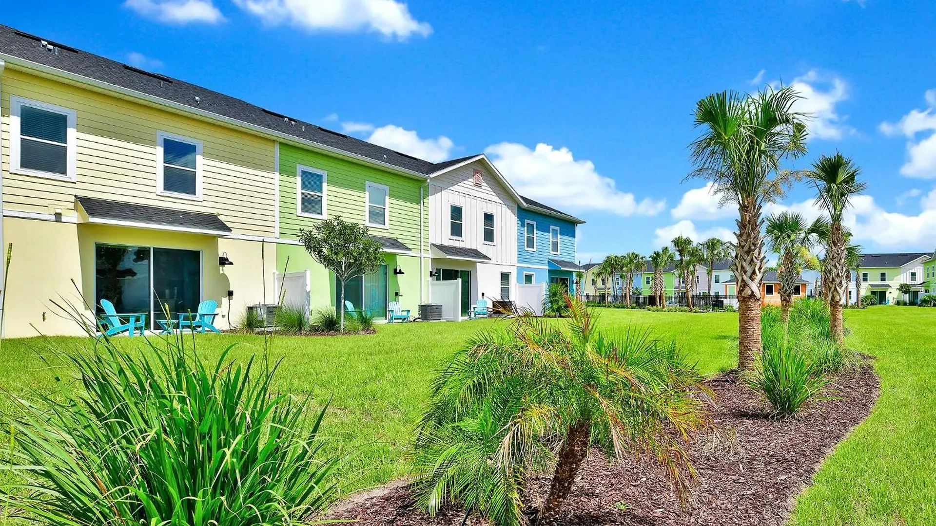 Sunny Near With Margaritaville Island H20 Access - 8111cp