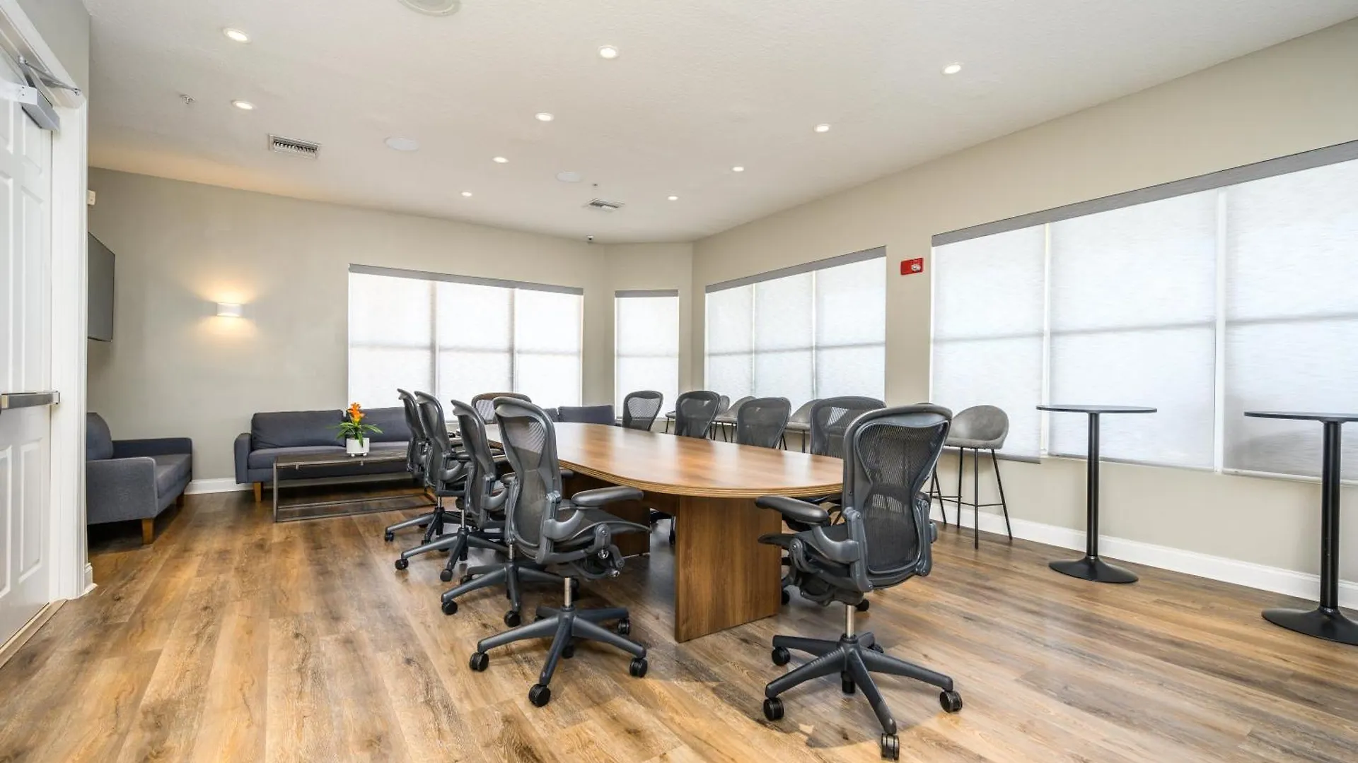 Beautiful Modern Vista Cay Condo, Near Parks-3025 Apartment