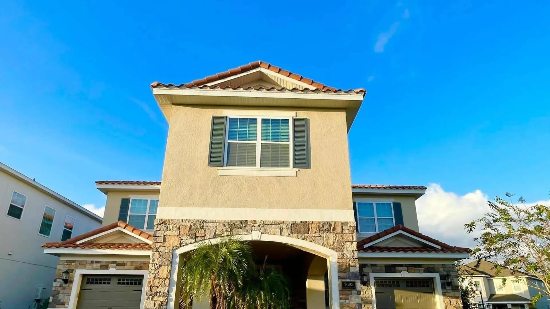 - Encore 1502 Villa