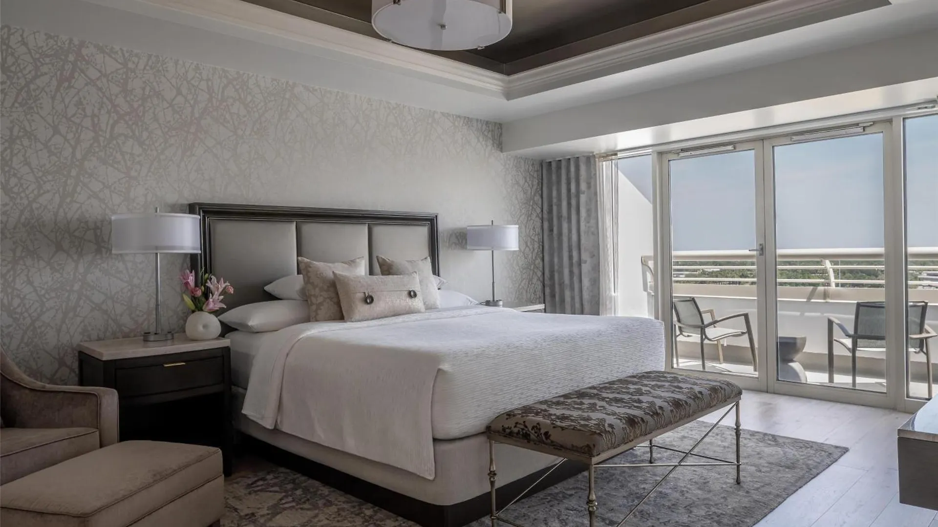 Hyatt Regency International Airport Отель 4*