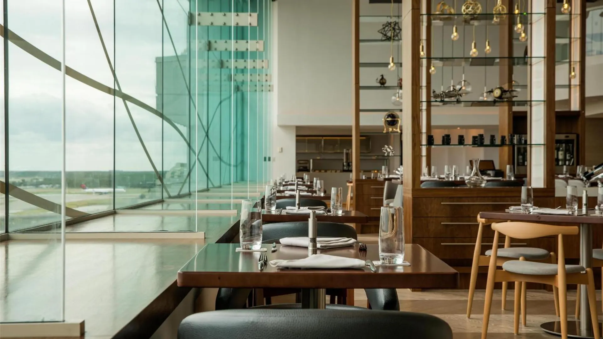 Hyatt Regency International Airport Отель Орландо