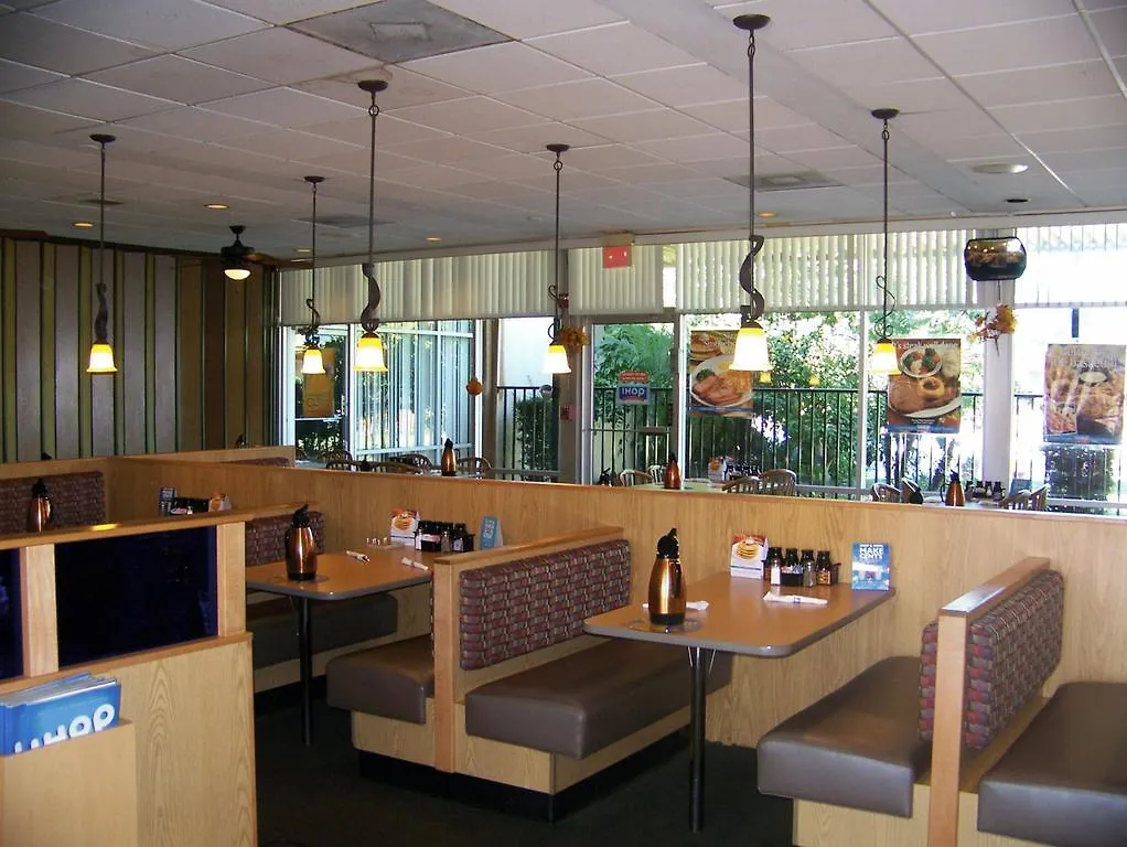 Budget And Suites West
