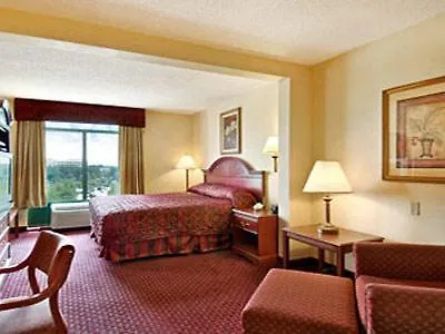 Hotell Wingate By Wyndham - International Airport- Free Hot Breakfast