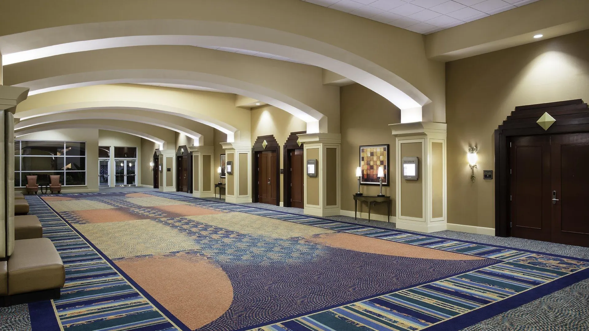 Rosen Centre Orlando Convention Center 3*