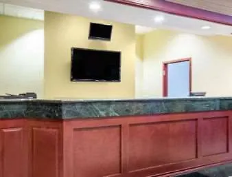 Wingate By Wyndham - International Airport- Free Hot Breakfast