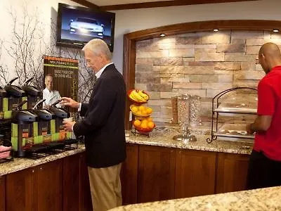 Hotel Staybridge Orlando At Seaworld By Ihg - Free Parking & Shuttle To Seaworld Parks