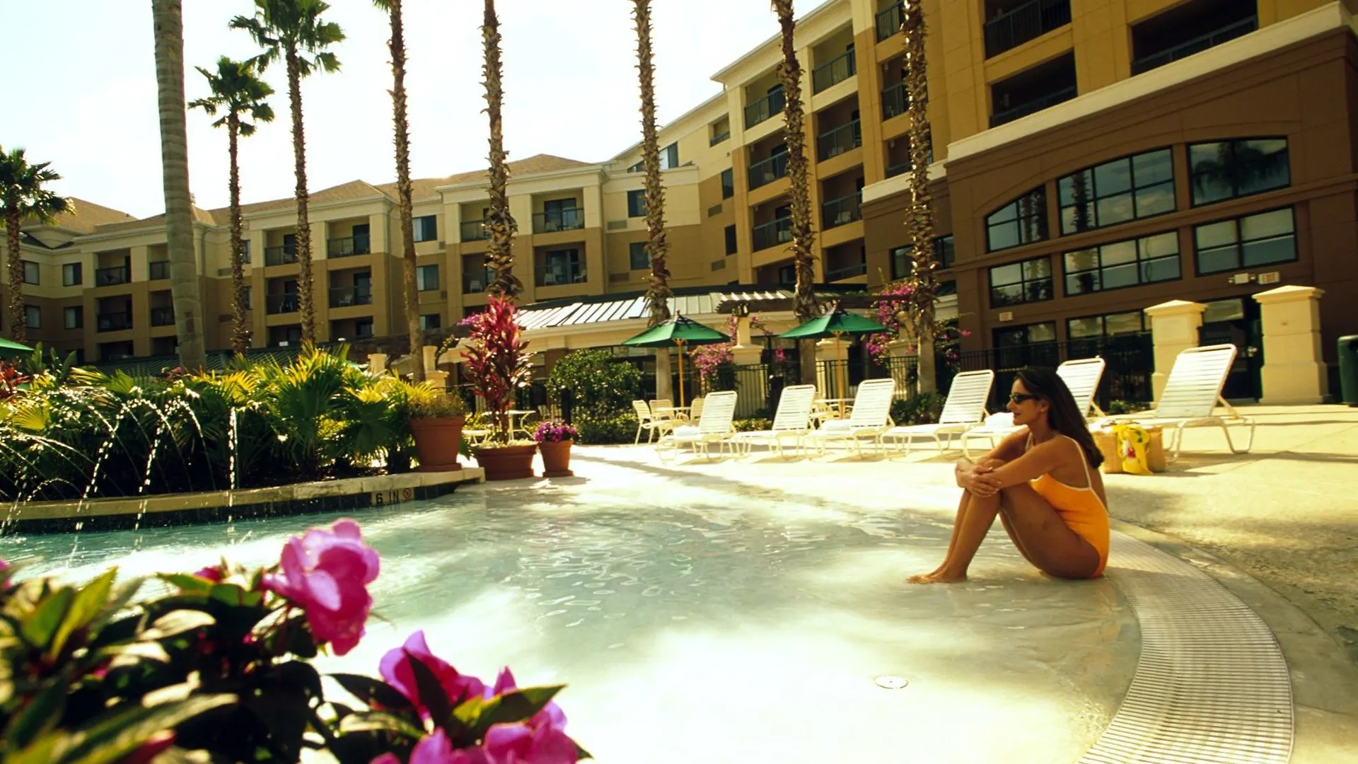 Hotel Courtyard By Marriott Orlando In The Marriott Village 3*