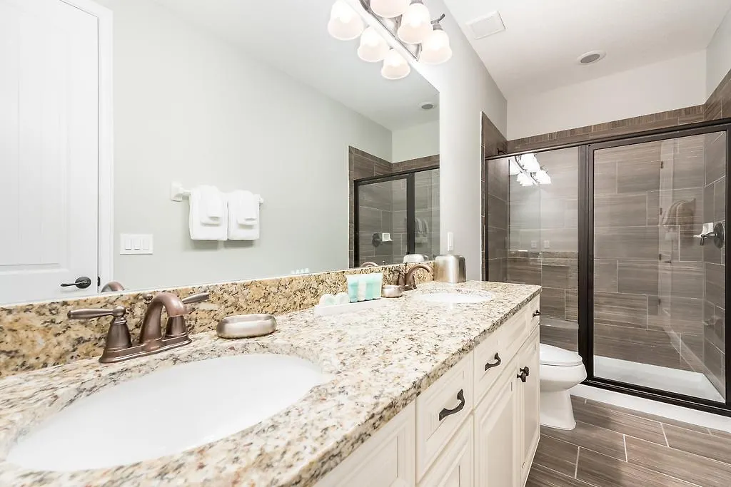 Elegant With Pool Table & Private Pool Near By Rentyl - 7648w *