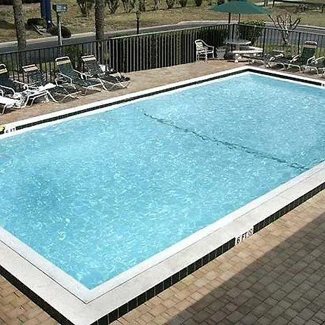 Golden Link Motel 2*