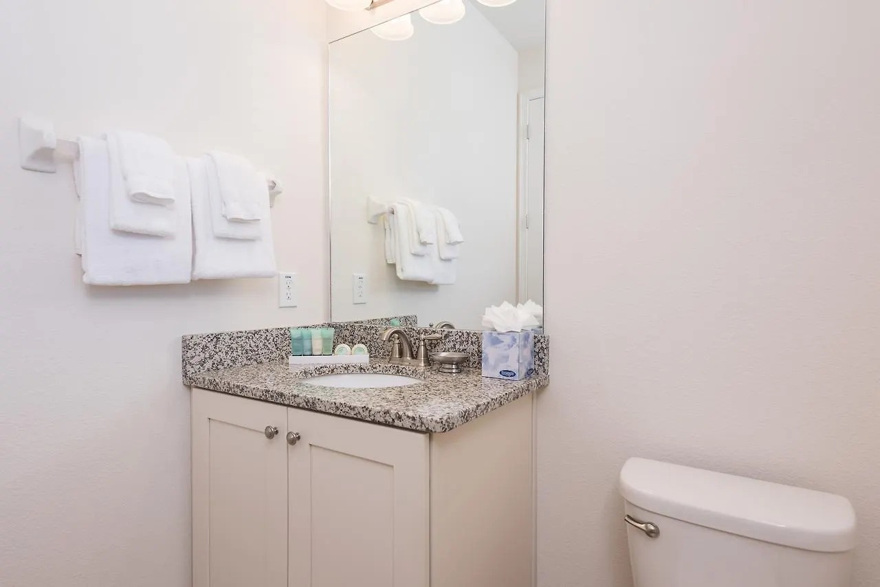 Spacious By Rentyl Near With Private Pool, Movie Room, Air Hockey Table & Amenities - 530b * Orlando