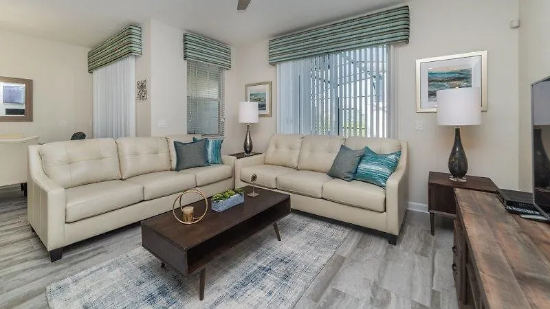 Stunning Storey 4 Bed 3 Bath Townhome With Splash Pool Holiday home Orlando