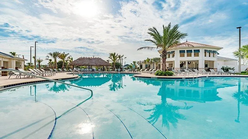 Stunning Storey 4 Bed 3 Bath Townhome With Splash Pool Holiday home