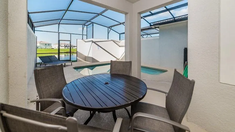 Holiday home Stunning Storey 4 Bed 3 Bath Townhome With Splash Pool *