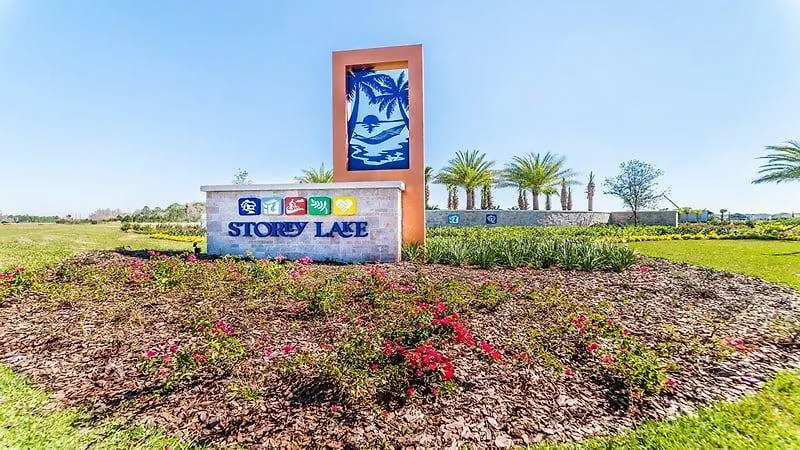 Holiday home Stunning Storey 4 Bed 3 Bath Townhome With Splash Pool