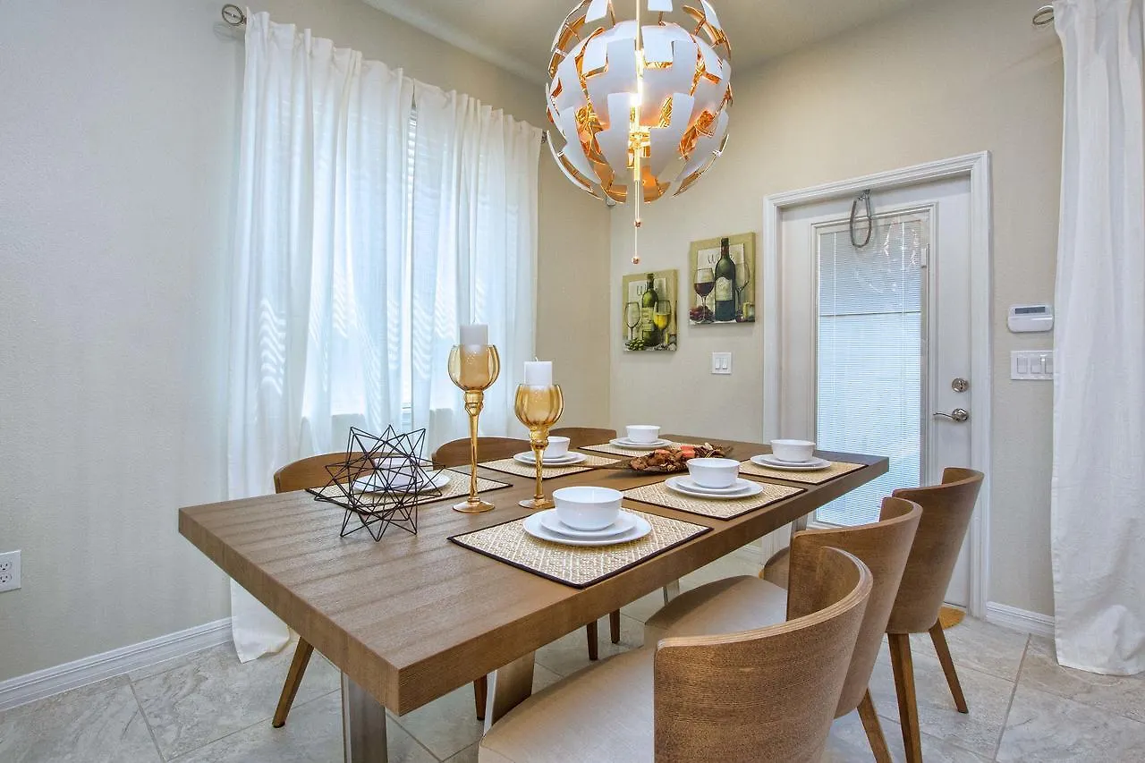 Windsor-5 Bed Townhouse W/splashpool-3808ww