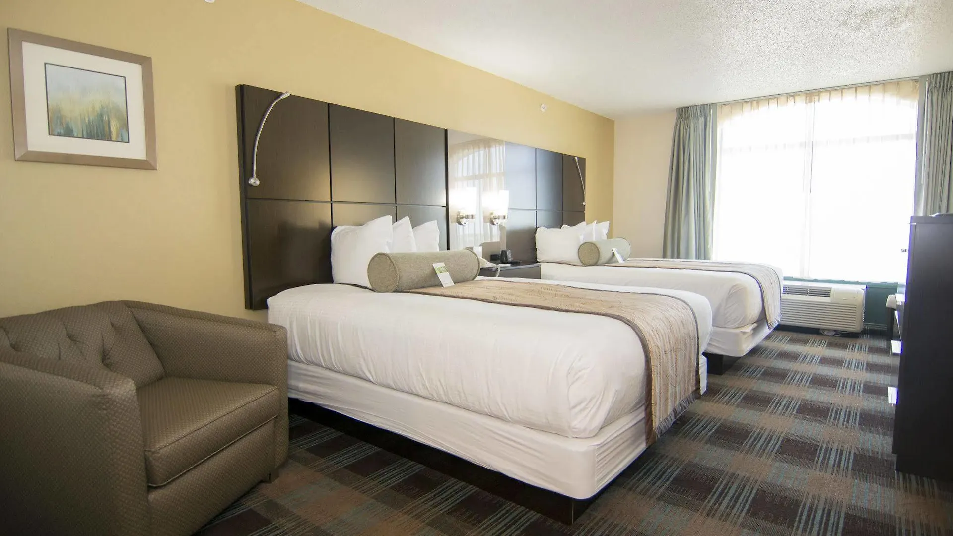 Hotell Wingate By Wyndham - International Airport- Free Hot Breakfast