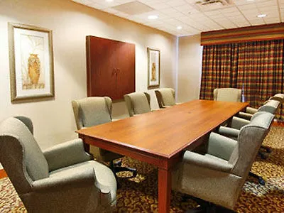 Wingate By Wyndham - International Airport- Free Hot Breakfast 3*
