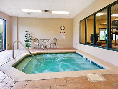 Hotell Wingate By Wyndham - International Airport- Free Hot Breakfast
