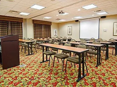 Hotell Wingate By Wyndham - International Airport- Free Hot Breakfast