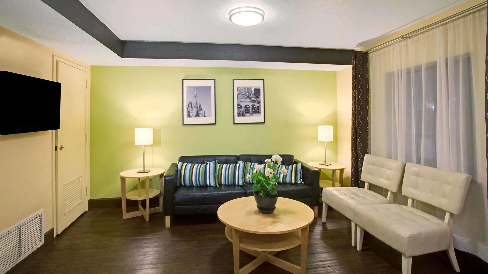 Super 8 By Wyndham International Drive 2* Orlando