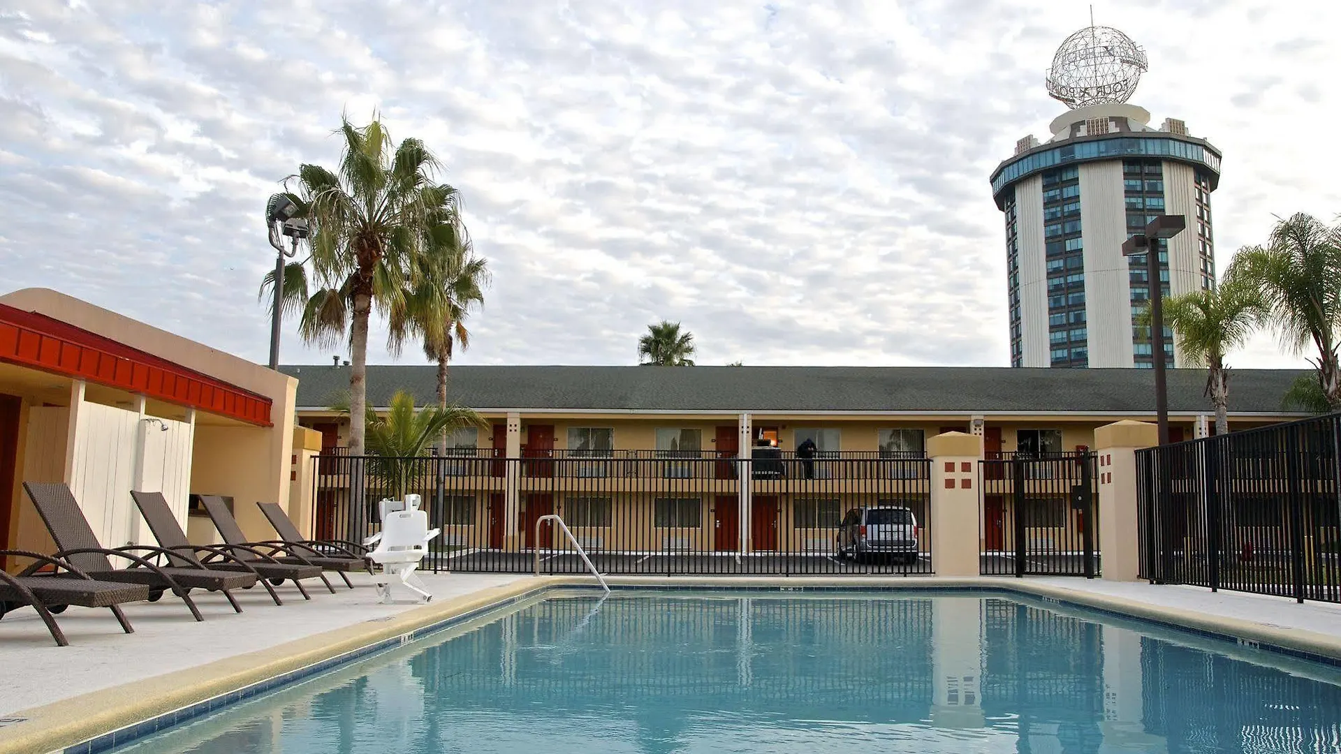 Super 8 By Wyndham International Drive Hotel Orlando