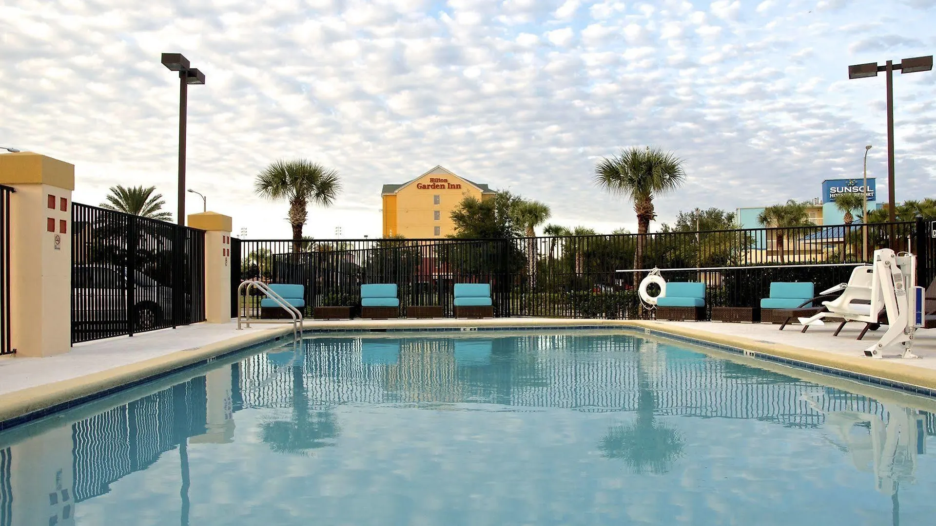 Super 8 By Wyndham International Drive Hotel Orlando